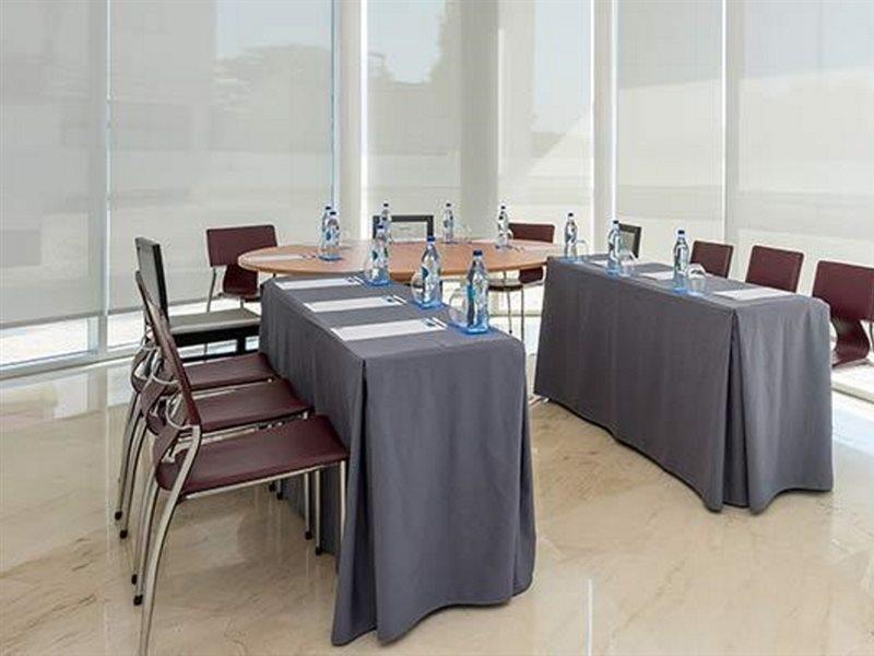 Tryp By Wyndham Leiria Hotel Exterior foto